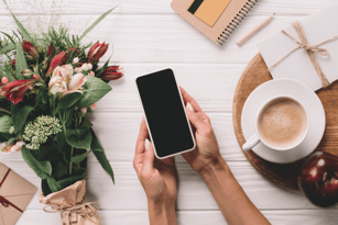 using moblie phone to deposit check