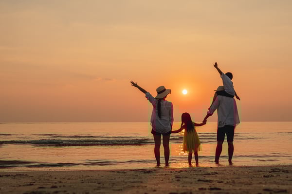 happy-asian-family-together-on-the-beach-in-holida-2022-08-29-17-05-13-utc